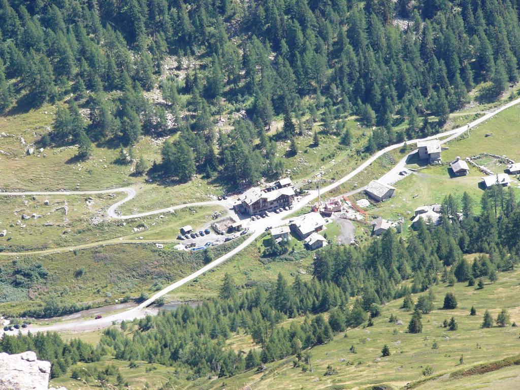Baita La Jolie Bergere Ла-Саль Екстер'єр фото
